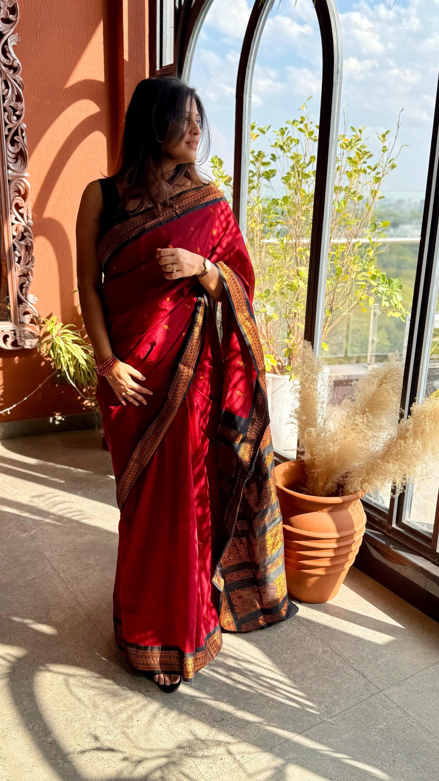 Kalyani pure cotton saree with zari border in Red and Black