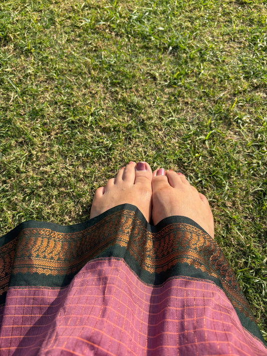 Kalyani pure cotton saree with zari border in Mauve and Green