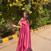 Bright dark pink saree with golden thread self work